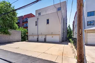 850 W Erie St, Chicago, IL 60642 - Photo 30