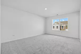 422 Red Oak Cir, Volo, IL 60020 - Photo 14
