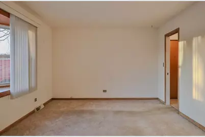7N240 West End Road, Roselle, IL 60172 - Photo 32