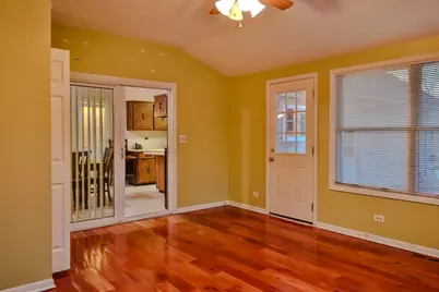 7N240 West End Road, Roselle, IL 60172 - Photo 10
