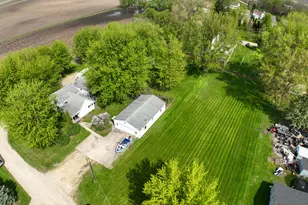 150 E 2nd St, Kingston, IL 60145 - Photo 22