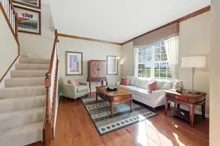 243 Garden Dr, Elgin, IL 60124 - Photo 4