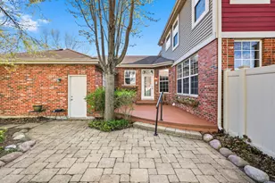 243 Garden Dr, Elgin, IL 60124 - Photo 20