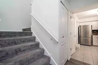 207 Locksley Drive, Streamwood, IL 60107 - Photo 24