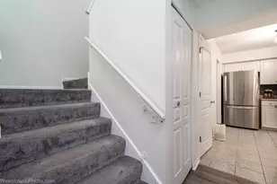 207 Locksley Dr, Streamwood, IL 60107 - Photo 24