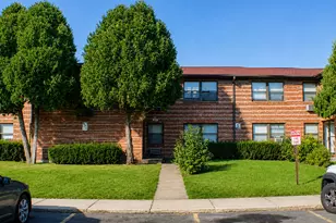 2902 31st St, Zion, IL 60099 - Photo 1