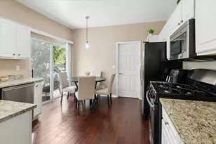 1705 Pontarelli Ct, Aurora, IL 60504 - Photo 10