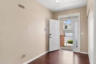 1705 Pontarelli Ct, Aurora, IL 60504 - Photo 2