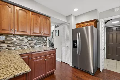 4340 Rock Cove Drive, Hoffman Estates, IL 60192 - Photo 8