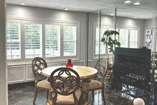 3435 Tamarind Dr, Northbrook, IL 60062 - Photo 2