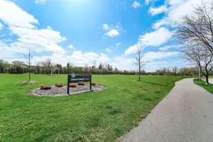 1650 Grove Ave, Schaumburg, IL 60193 - Photo 22