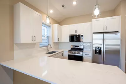 6621 S Drexel Avenue, Chicago, IL 60637 - Photo 10