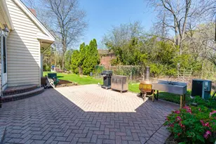 807 Burris Ave, Lake Bluff, IL 60044 - Photo 32