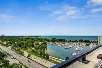 3410 N Lake Shore Drive #6E, Chicago, IL 60657 - Photo 16