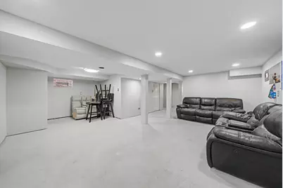 14223 S Wallace Avenue, Riverdale, IL 60827 - Photo 16