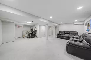 14223 S Wallace Ave, Riverdale, IL 60827 - Photo 16