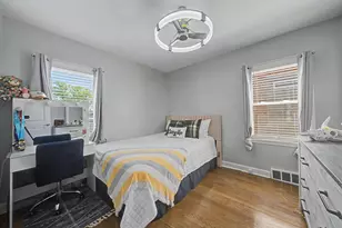 14223 S Wallace Ave, Riverdale, IL 60827 - Photo 6