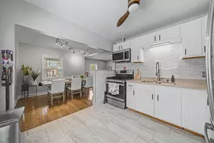 14223 S Wallace Ave, Riverdale, IL 60827 - Photo 10