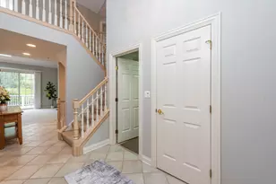32958 N Stone Manor Dr, Grayslake, IL 60030 - Photo 8