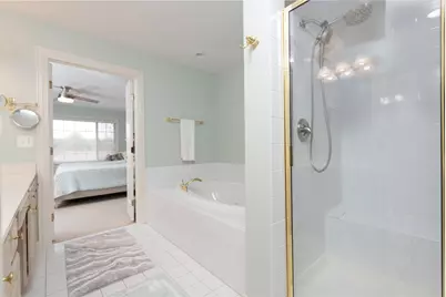 32958 N Stone Manor Drive, Grayslake, IL 60030 - Photo 18