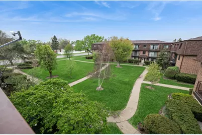 408 Kensington Road #E, Mount Prospect, IL 60056 - Photo 16