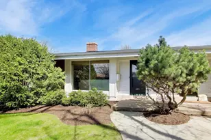 320 Linden Ave, Wilmette, IL 60091 - Photo 2