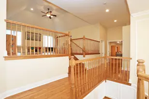310 Jennifer Ln, Roselle, IL 60172 - Photo 22