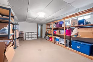 1125 Cedar Ave, Elgin, IL 60120 - Photo 40