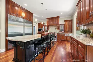 32 Baker Ln, Naperville, IL 60565 - Photo 14