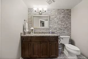 32 Baker Ln, Naperville, IL 60565 - Photo 54