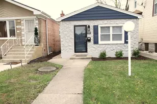 9042 S Emerald Ave, Chicago, IL 60620 - Photo 2