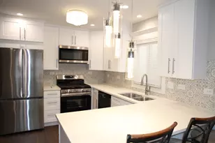 9042 S Emerald Ave, Chicago, IL 60620 - Photo 8