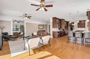 333 Kenmore Ave, Elmhurst, IL 60126 - Photo 10