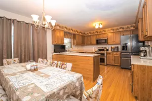 35 Meyerson Way, Wheeling, IL 60090 - Photo 8