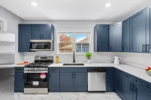10151 S Ave M, Chicago, IL 60617 - Photo 8