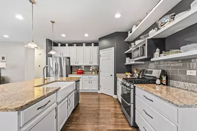 1251 W Thomas Road, Wheaton, IL 60187 - Photo 18