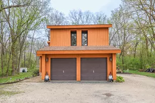 45W984 McDonald Rd, Hampshire, IL 60140 - Photo 2