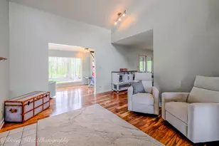 45W984 McDonald Rd, Hampshire, IL 60140 - Photo 6