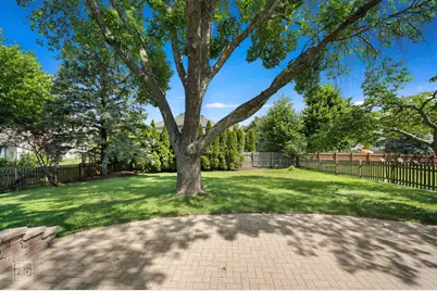 1749 E Bailey Road, Naperville, IL 60565 - Photo 24