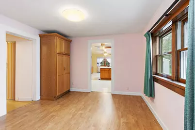 148 Holly Street, Dekalb, IL 60115 - Photo 8