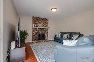 117 Annapolis Dr, Vernon Hills, IL 60061 - Photo 12