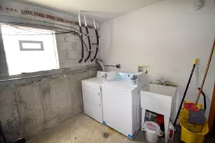 2729 W 37th Pl, Chicago, IL 60632 - Photo 14