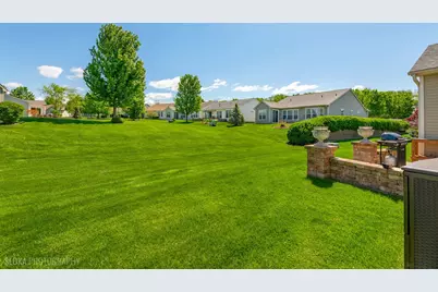 2661 Venetian Lane, Elgin, IL 60124 - Photo 34