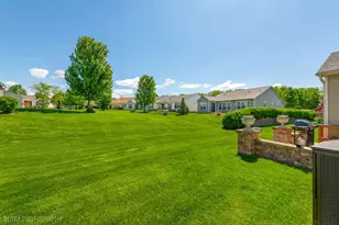 2661 Venetian Ln, Elgin, IL 60124 - Photo 34