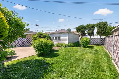 9134 Chestnut Avenue, Franklin Park, IL 60131 - Photo 30