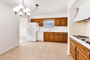 8840 Keeler Ave, Skokie, IL 60076 - Photo 6