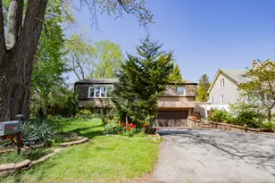 248 Spruce Ave, Bensenville, IL 60106 - Photo 2