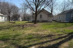 229 N 6th Ave, Kankakee, IL 60901 - Photo 6