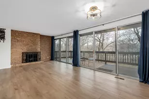 5516 E Lake Dr, Lisle, IL 60532 - Photo 10