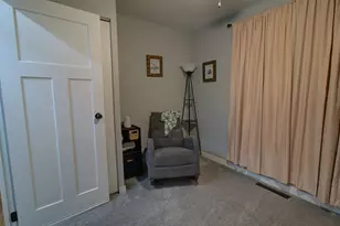 1404 Briarwood Dr, Champaign, IL 61821 - Photo 12